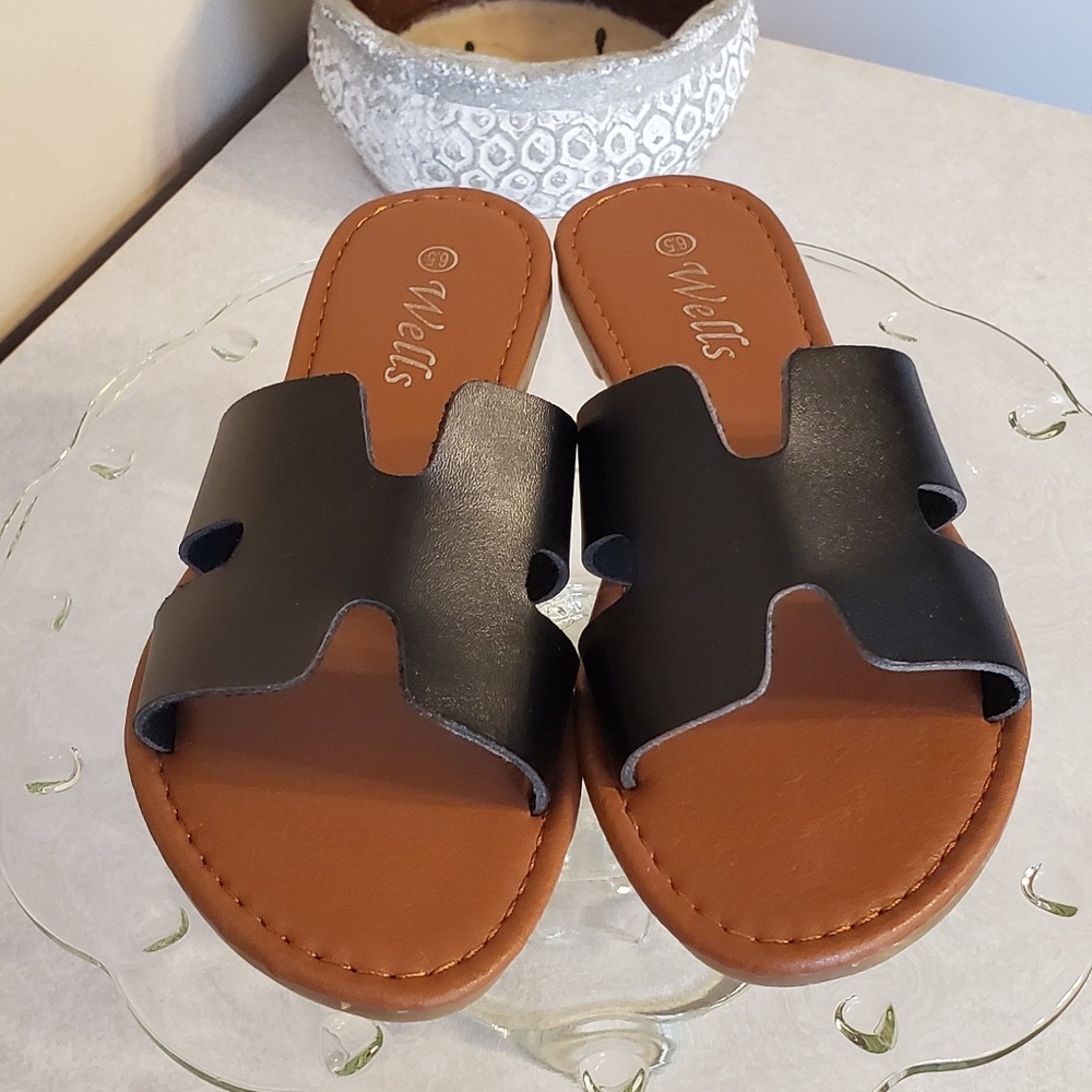 Wells ~ Notch Cut-Out Slides - Picture 4 of 7
